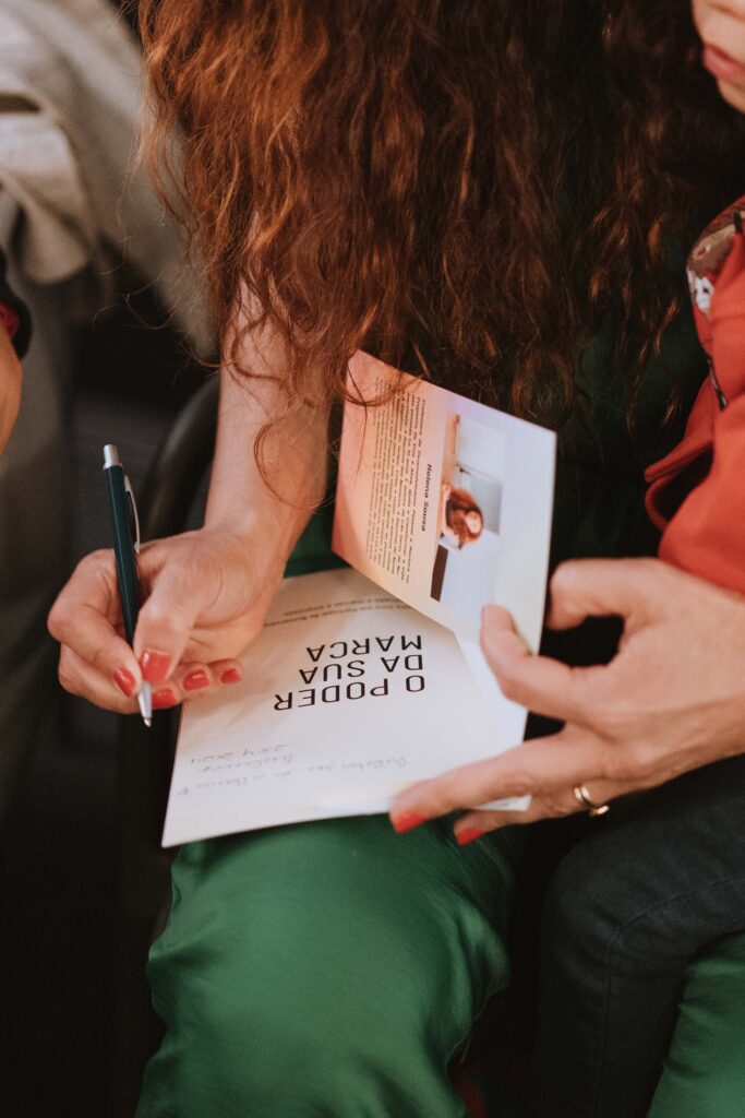 Escritora Helena Sousa